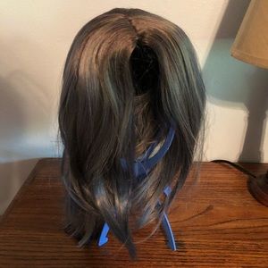 Brown and gray wig